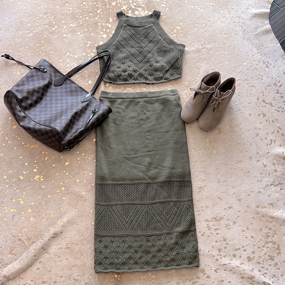 House of Harlow 1960 Olive Green Knit Crop Top & Midi Skirt Set